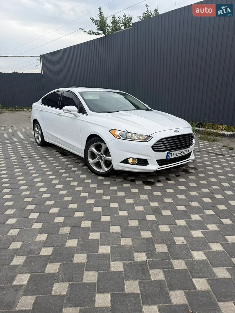 Ford Fusion, 2016