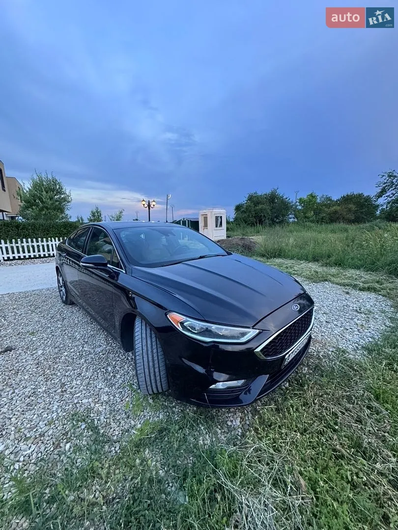 Ford Fusion, 2016