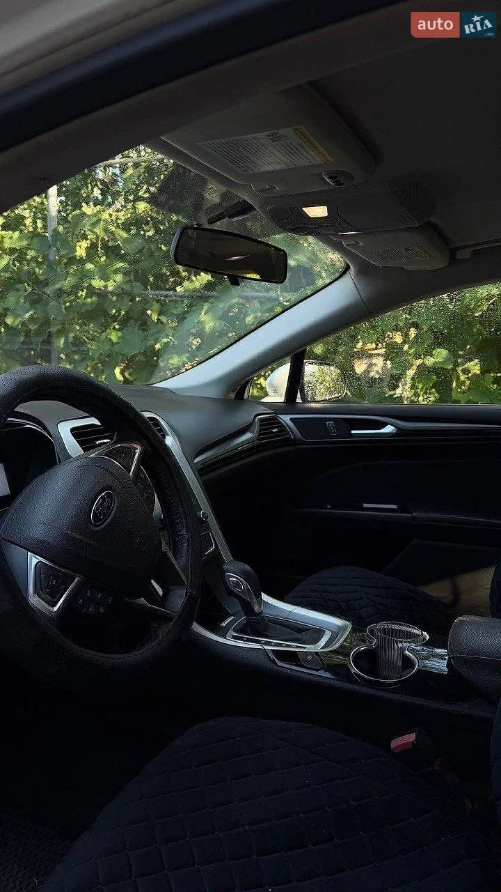 Ford Fusion, 2016