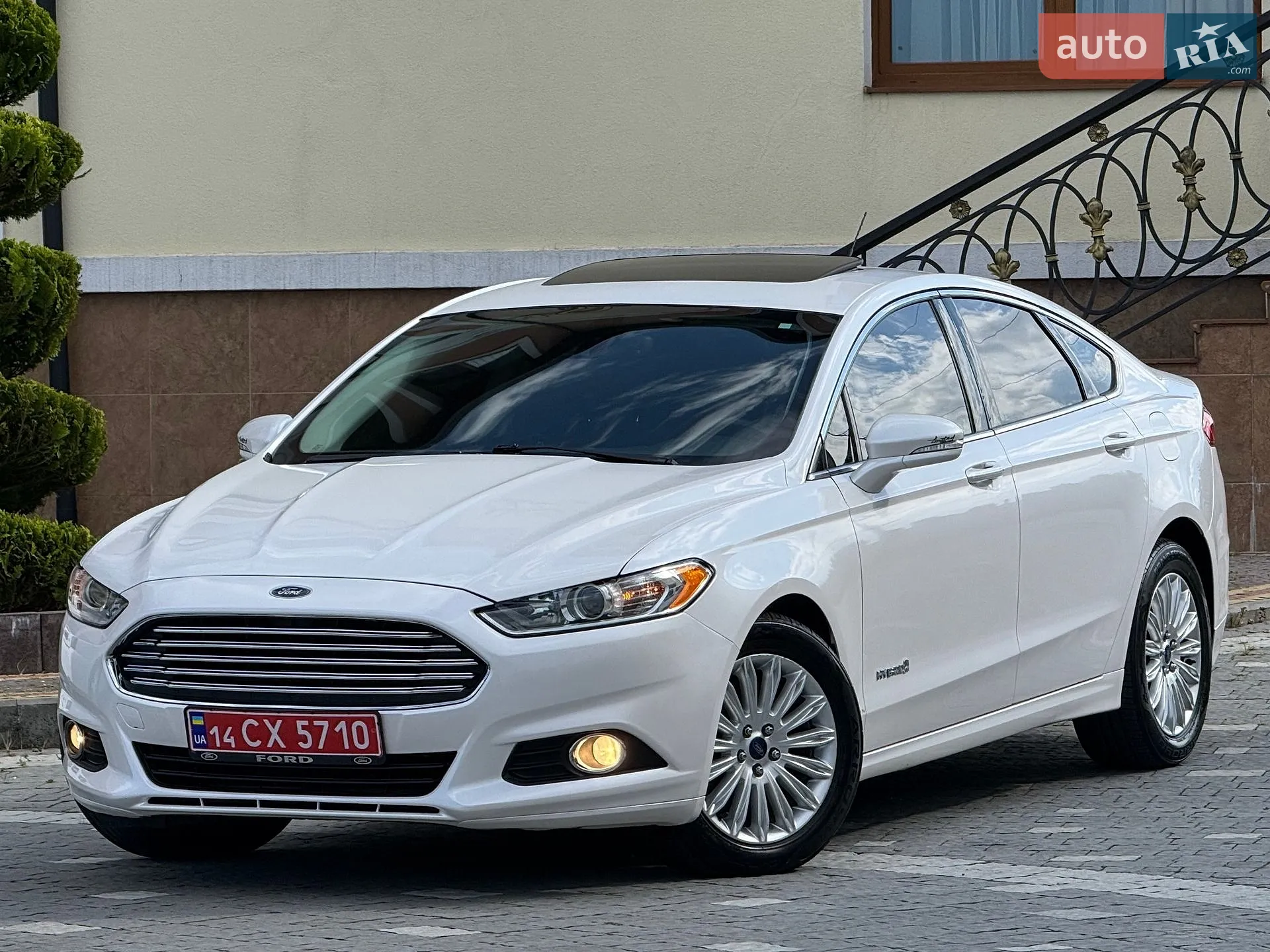 Ford Fusion, 2013