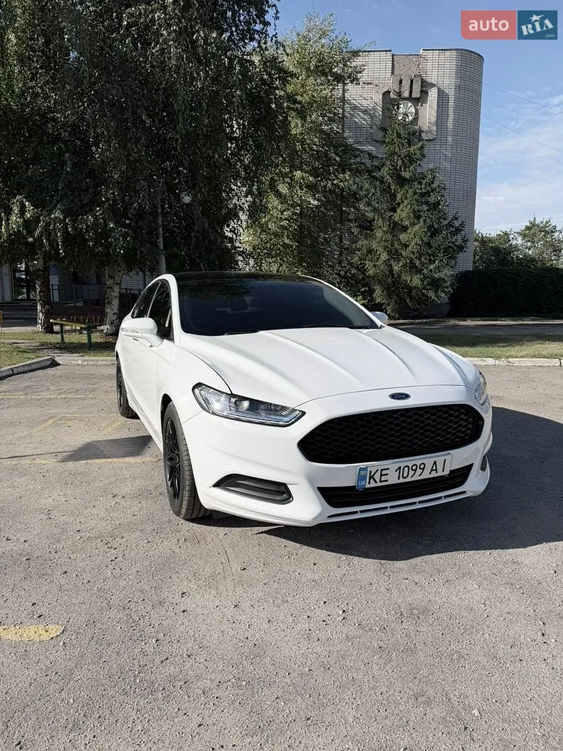 Ford Fusion, 2013