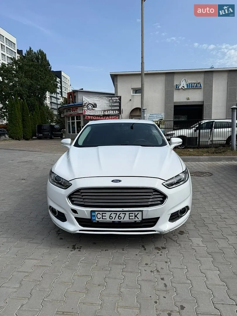 Ford Fusion, 2015