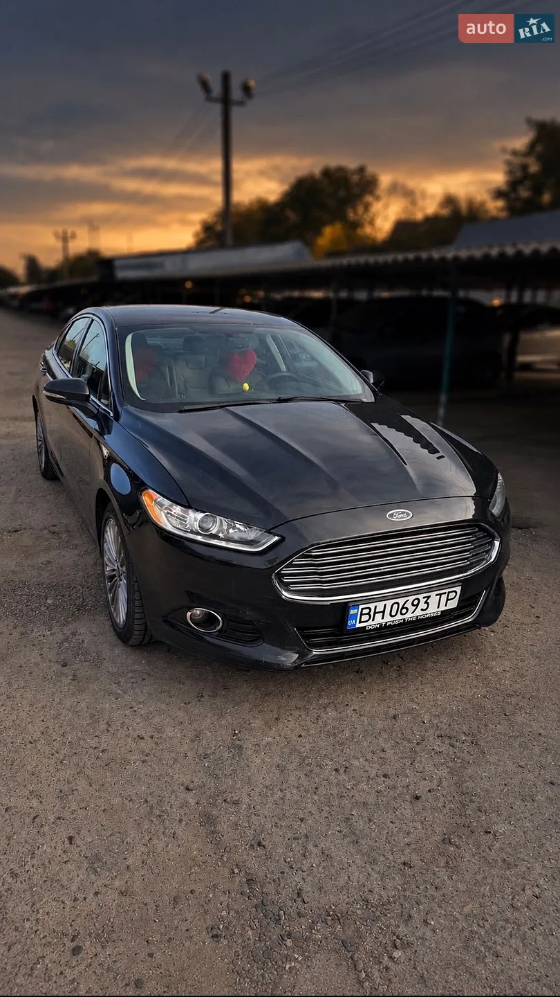 Ford Fusion, 2015