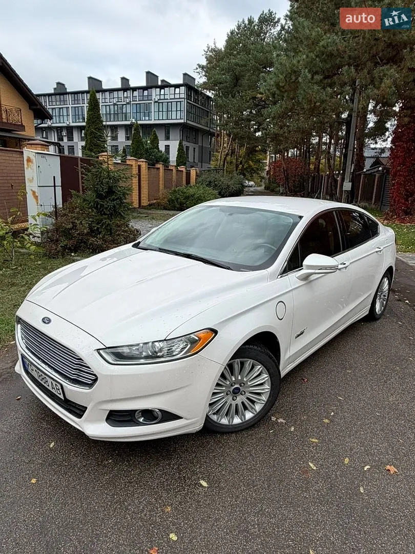 Ford Fusion, 2014