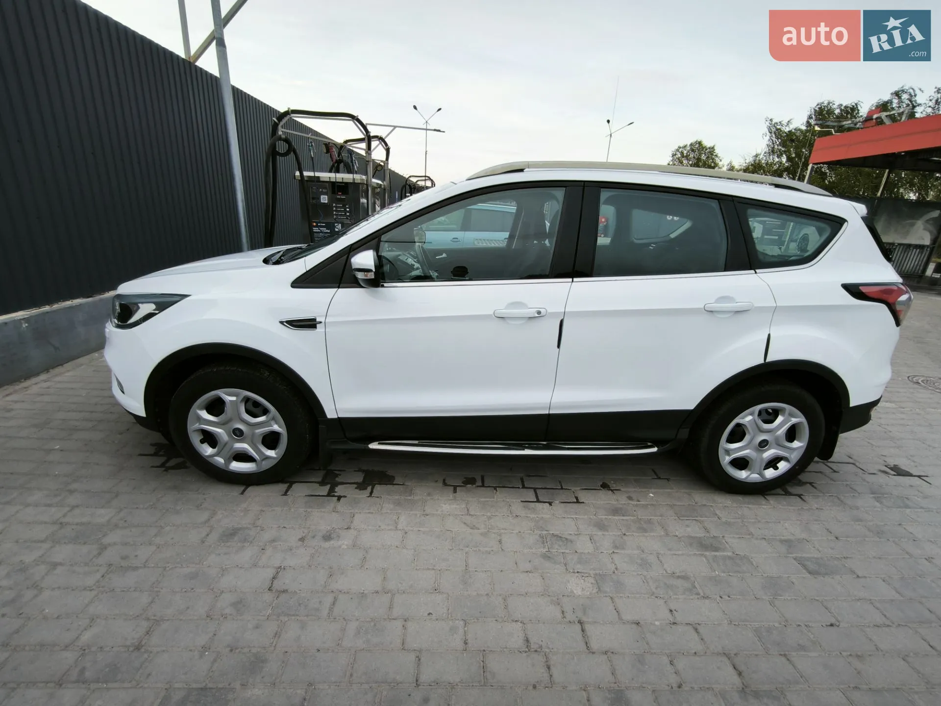 Ford Kuga, 2017