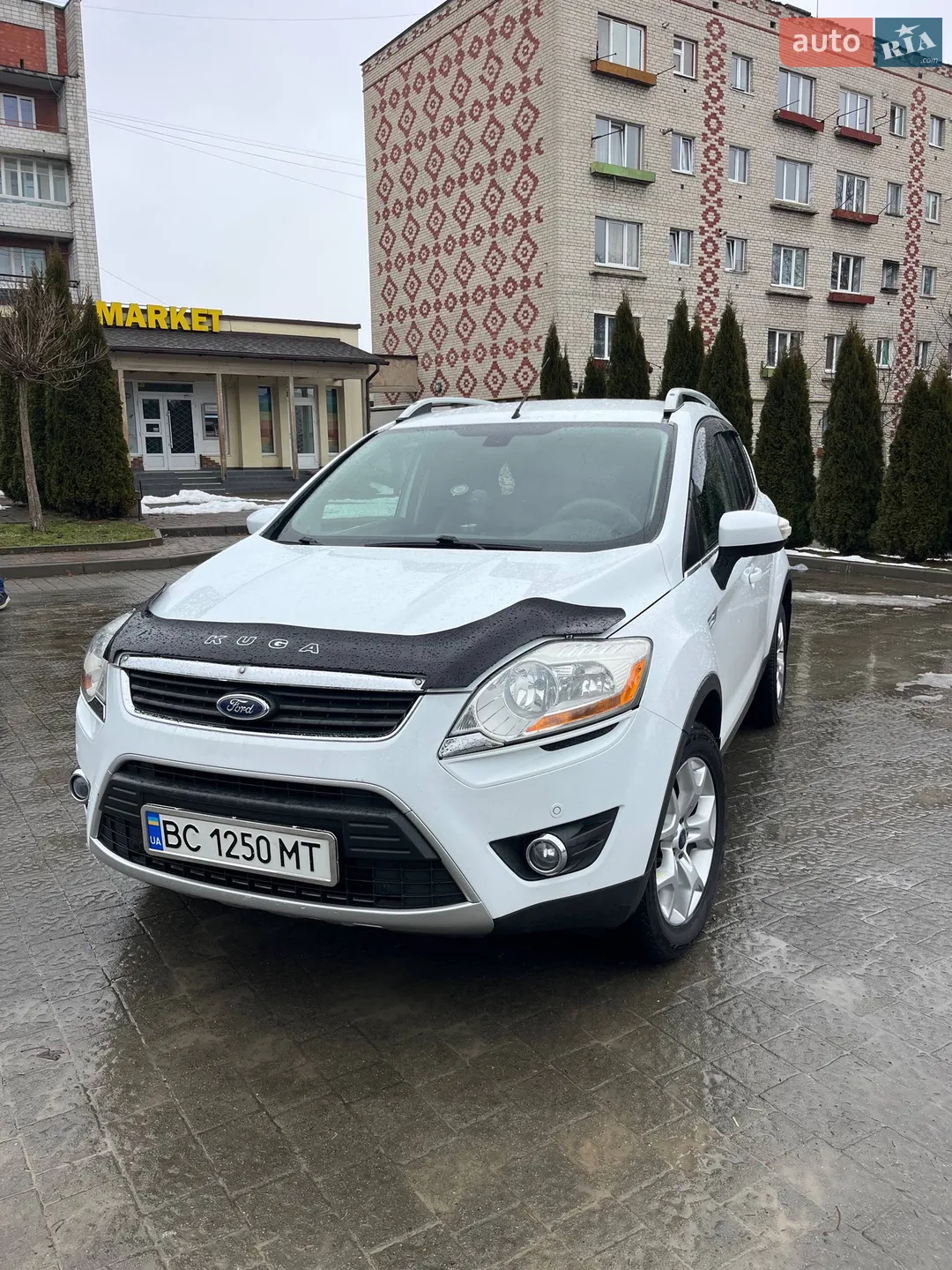 Ford Kuga, 2010