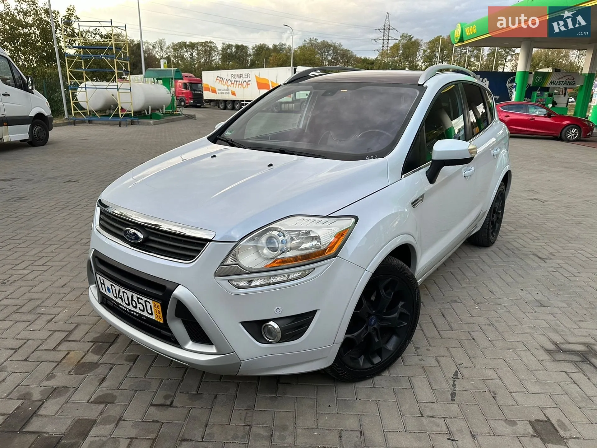 Ford Kuga, 2012