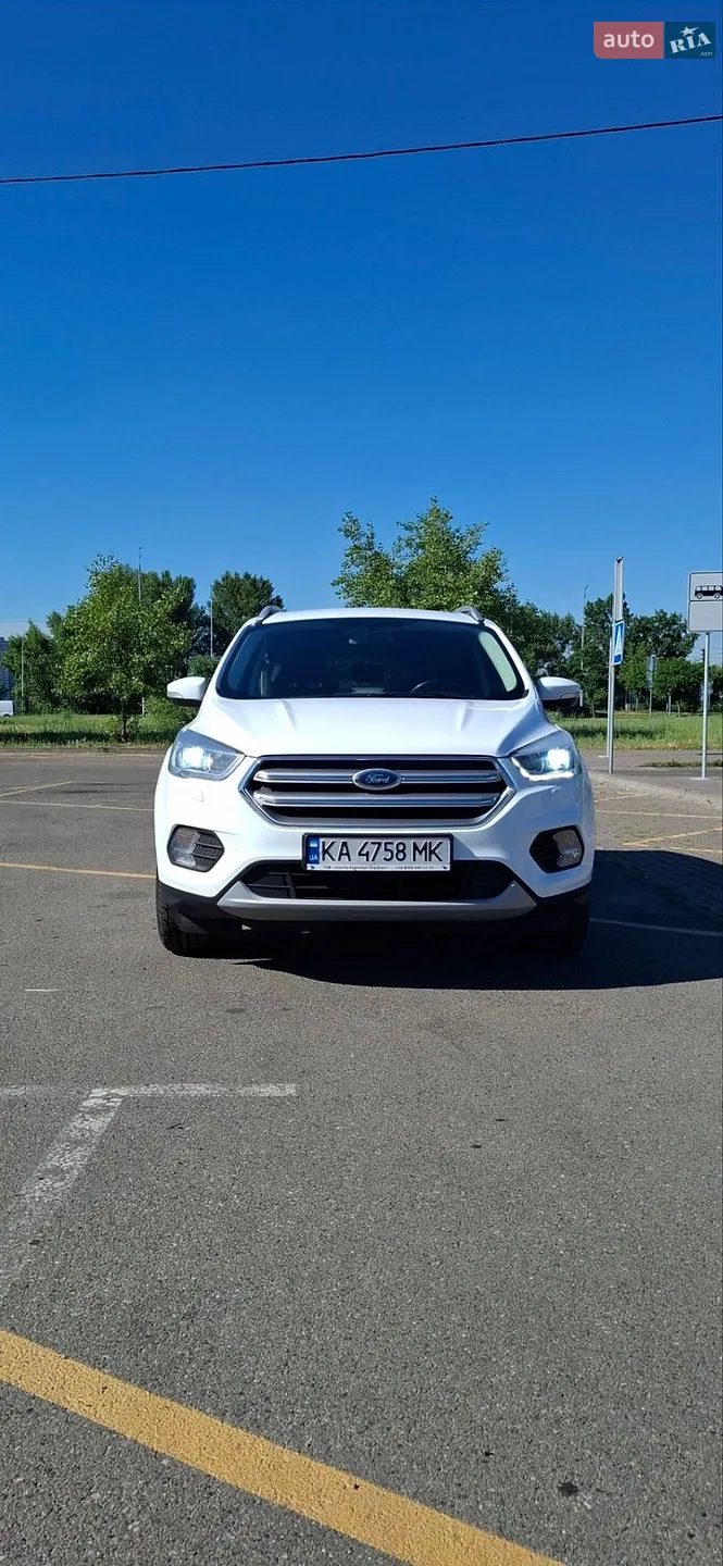 Ford Kuga, 2018