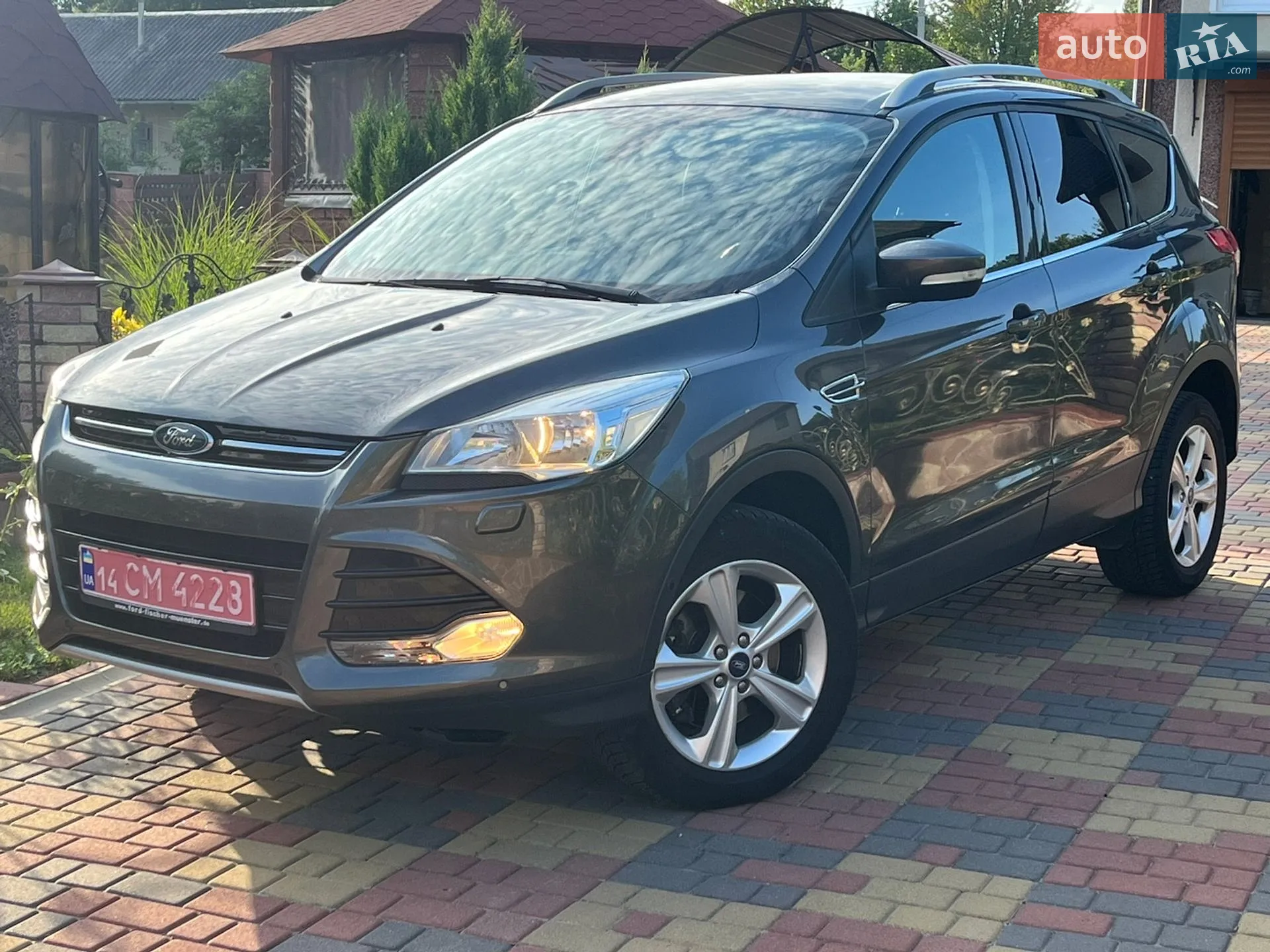 Ford Kuga, 2016