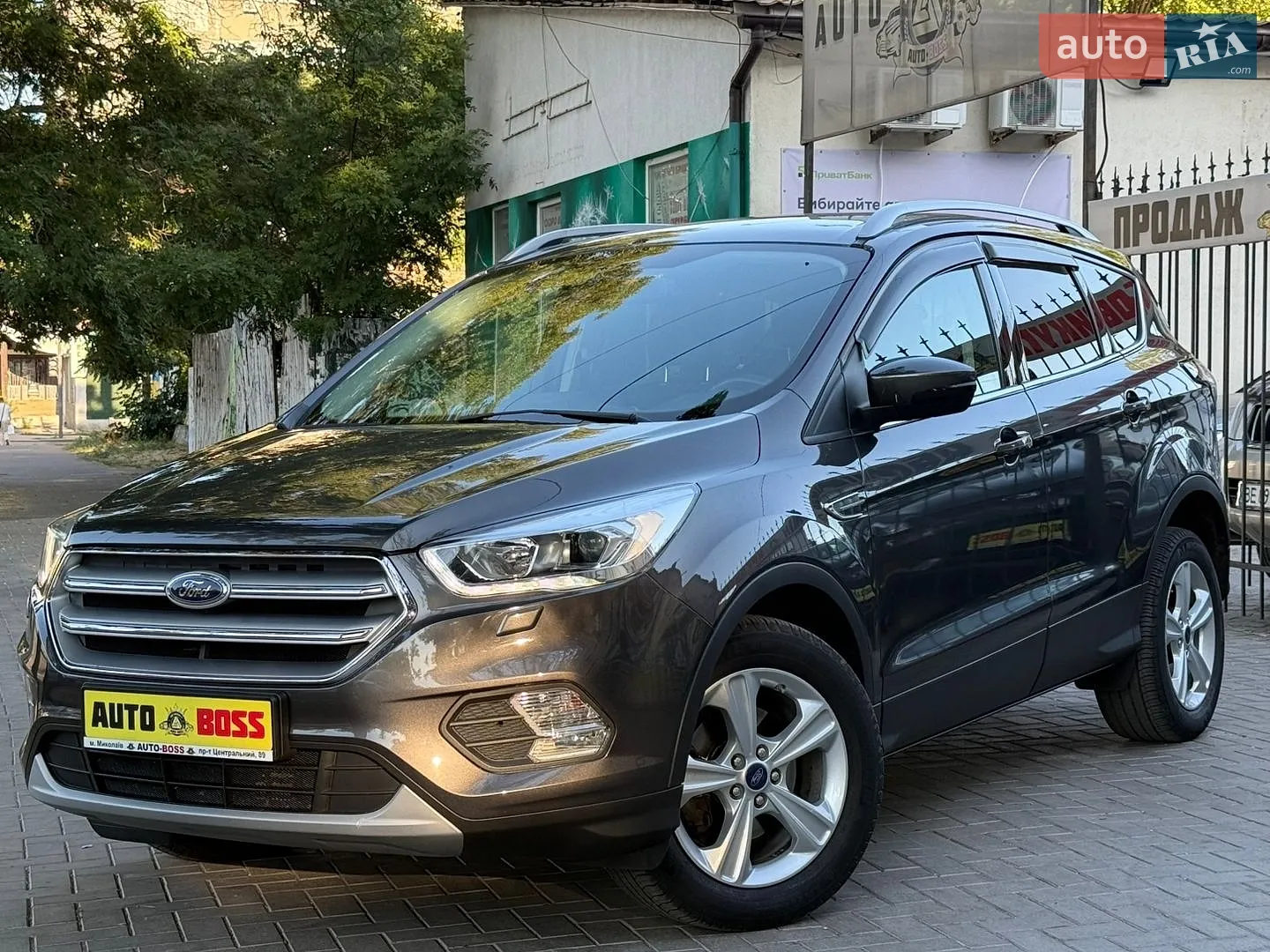 Ford Kuga, 2019