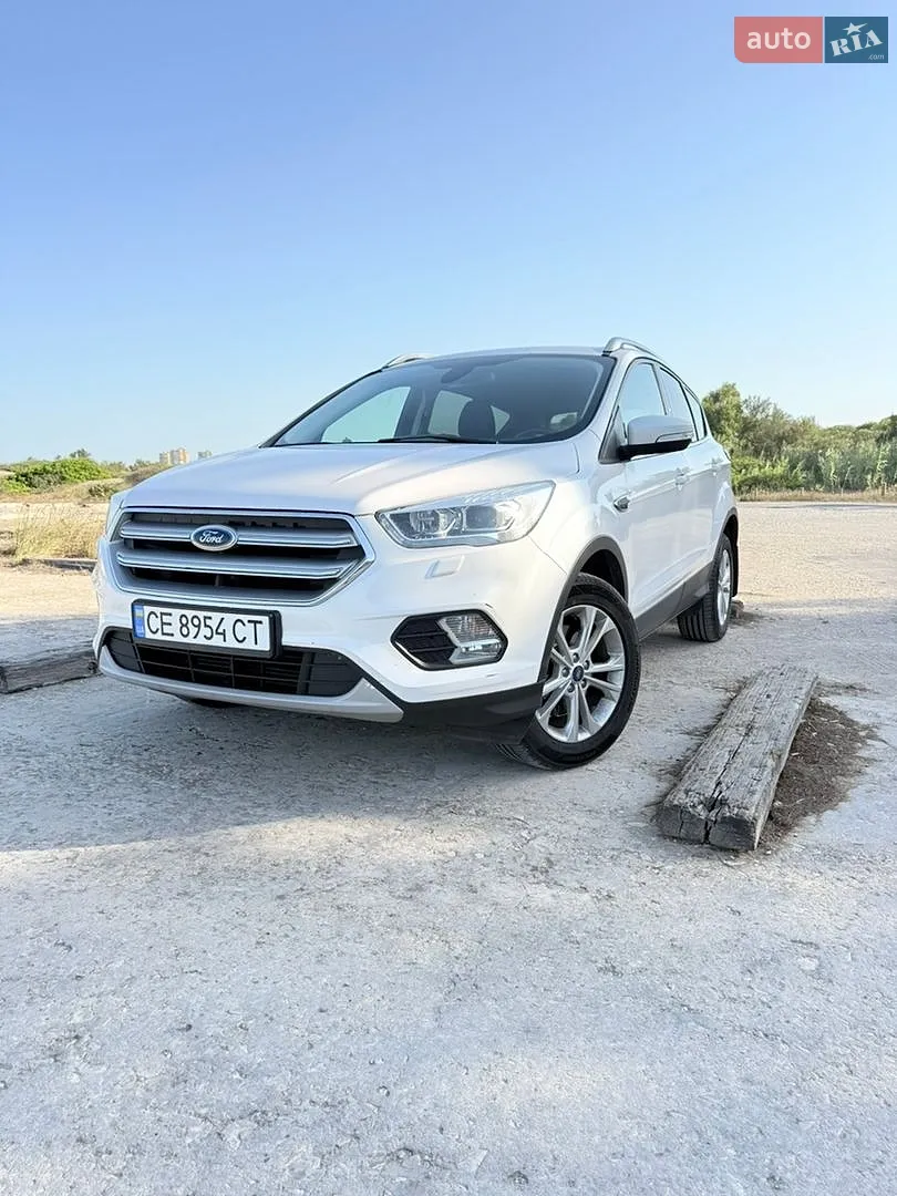 Ford Kuga, 2019