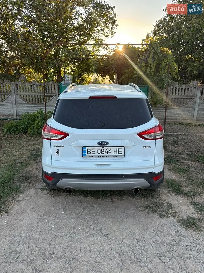 Ford Kuga, 2015