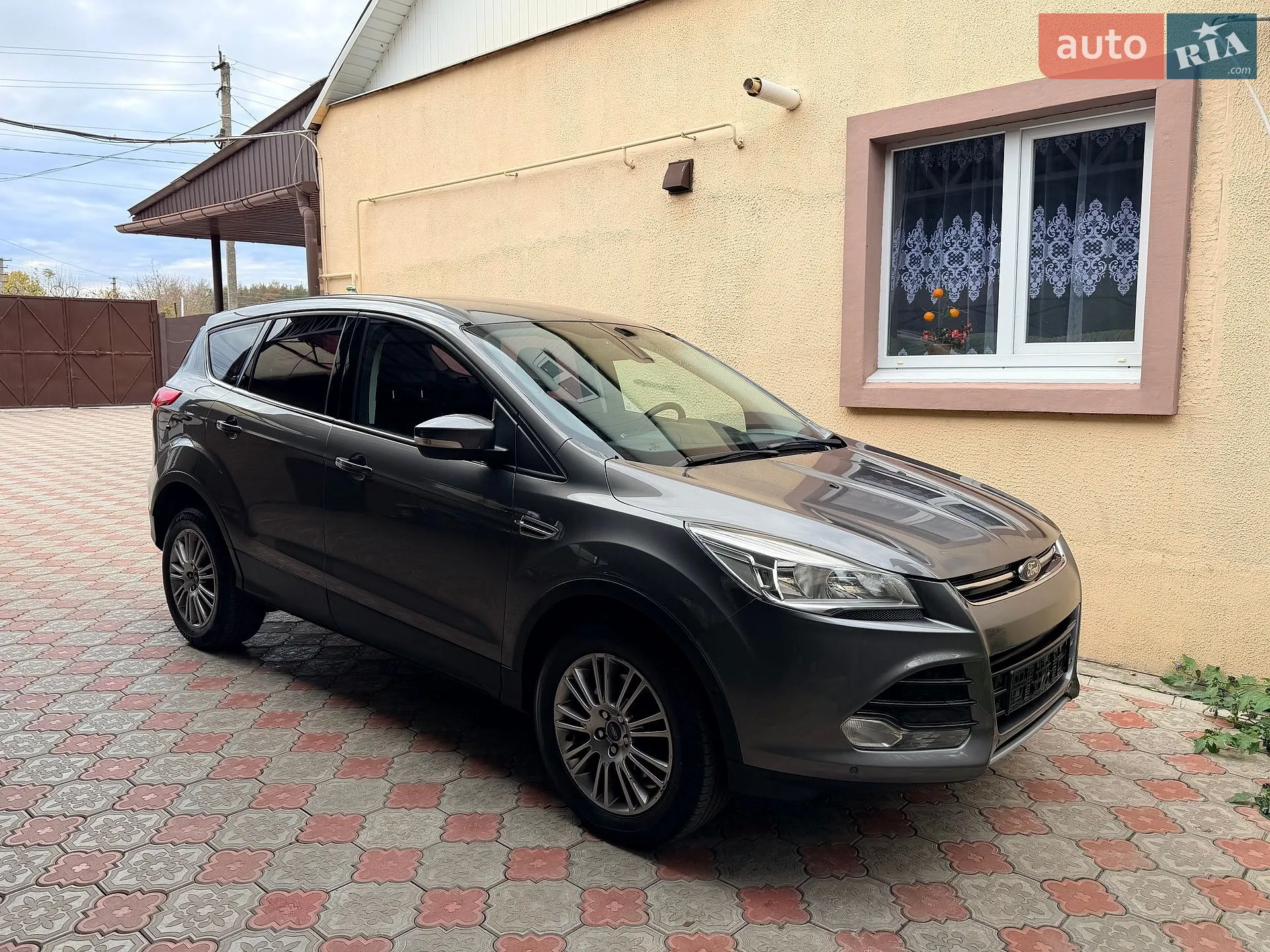 Ford Kuga, 2013