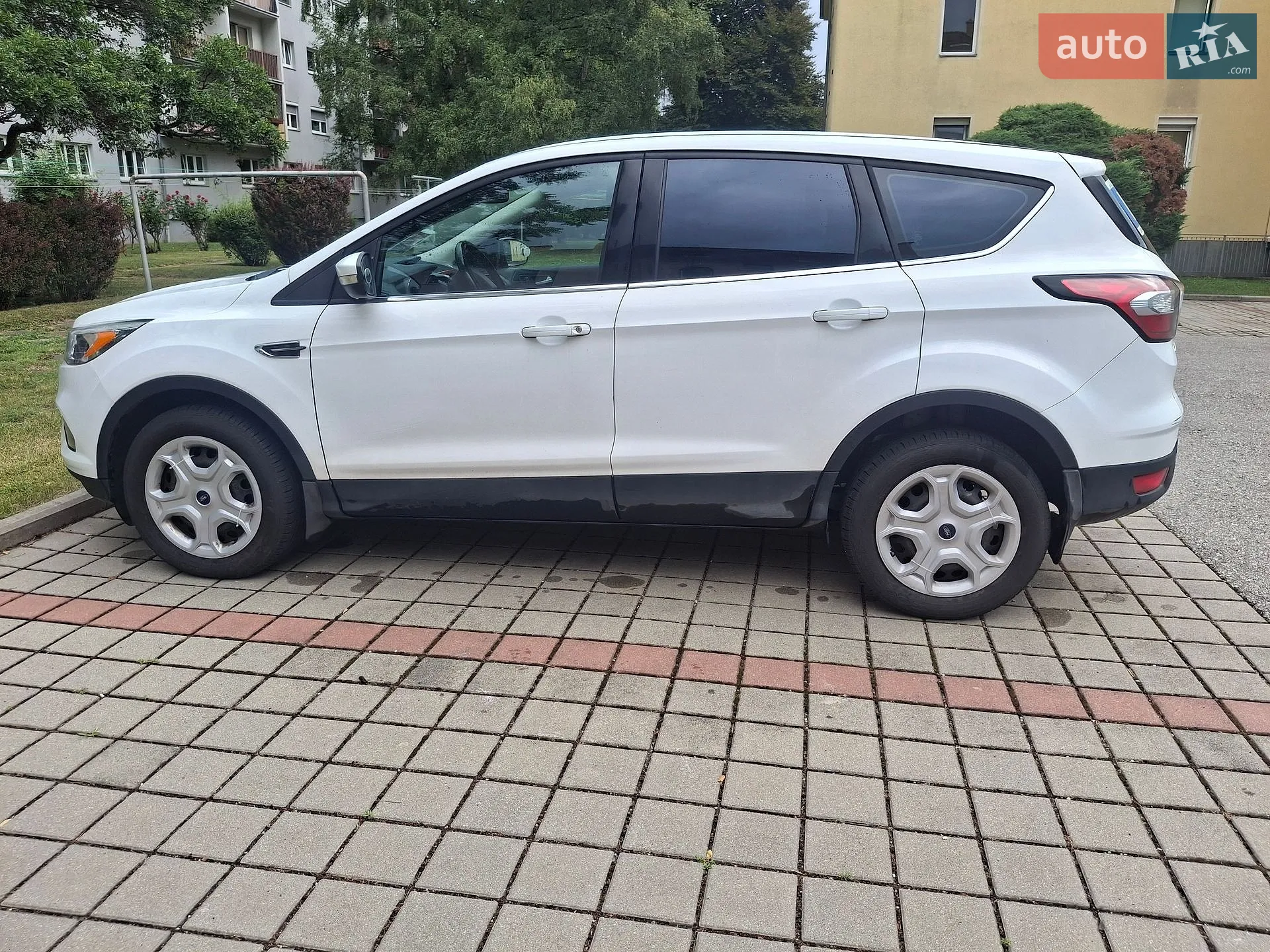 Ford Kuga, 2016