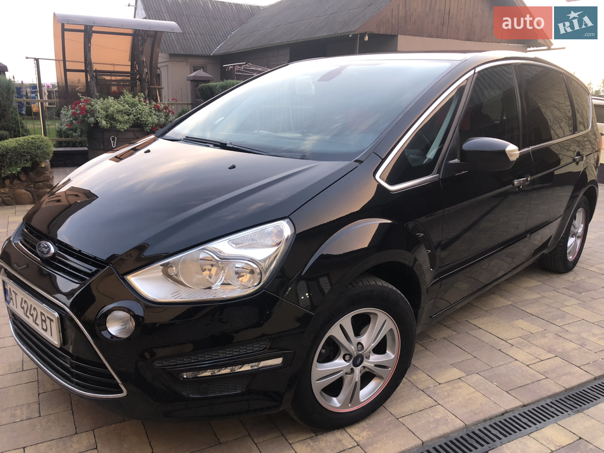 Ford S-Max, 2011