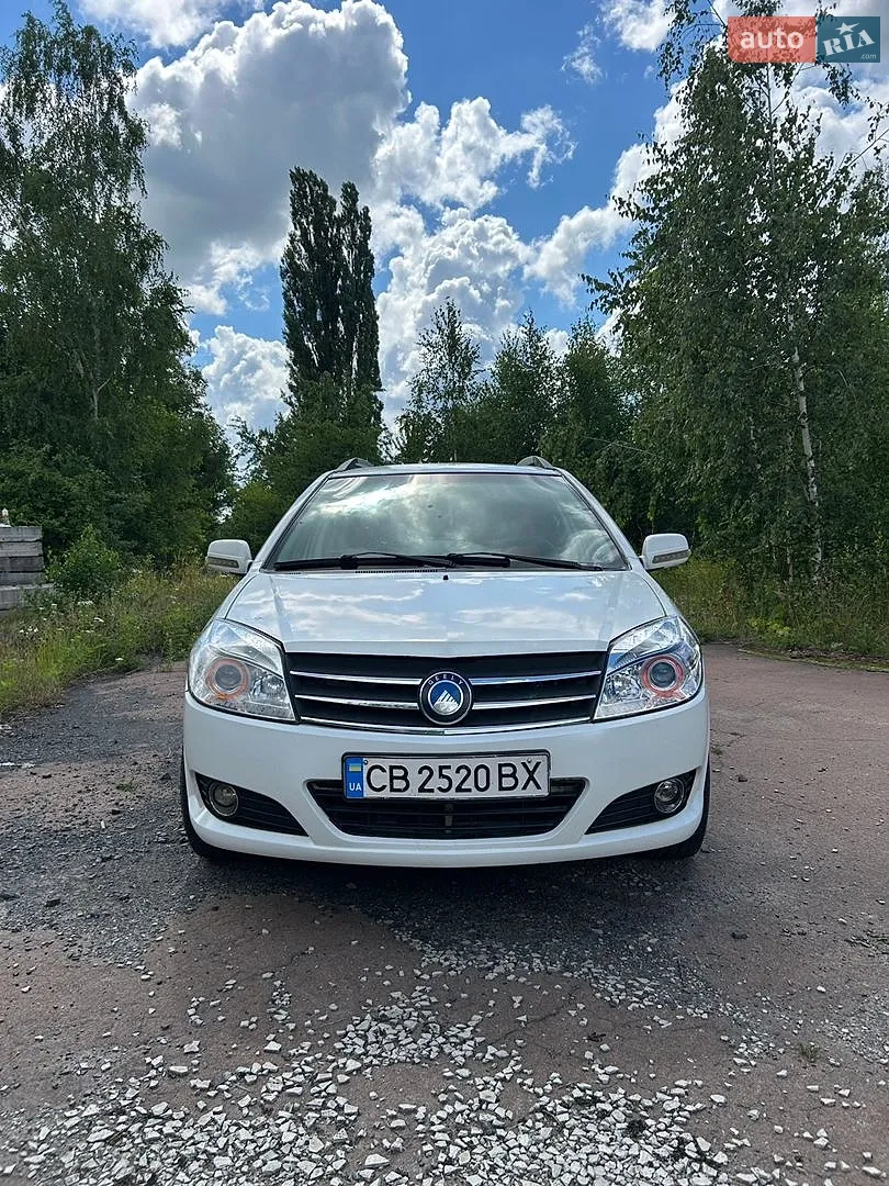 Geely MK Cross, 2012