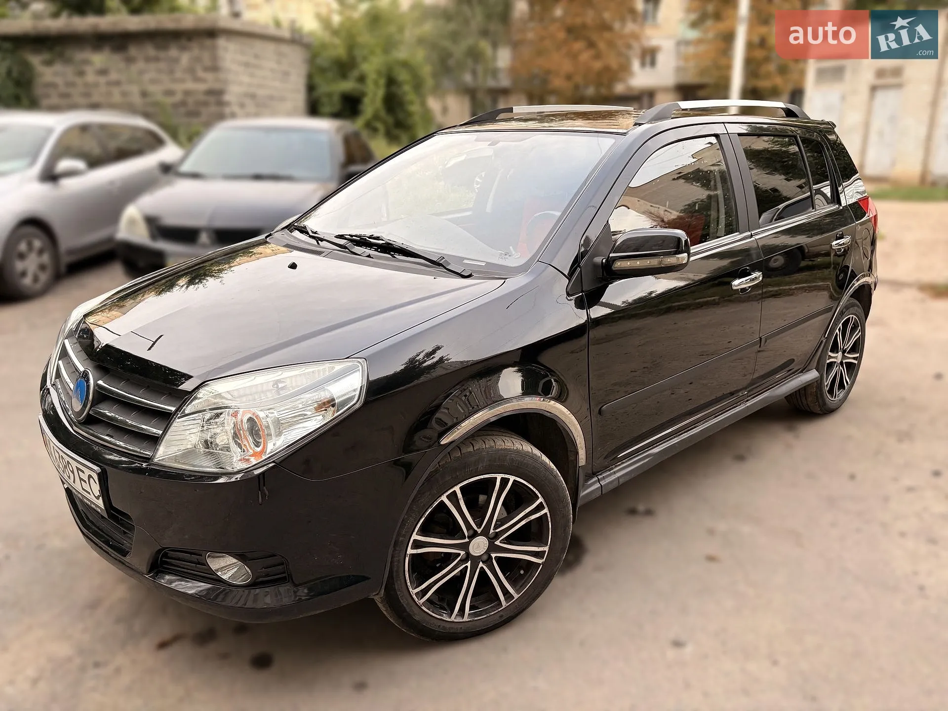 Geely MK Cross, 2013