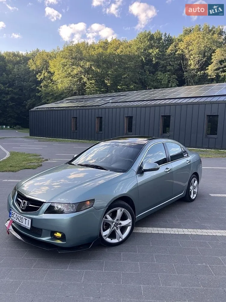 Honda Accord, 2004