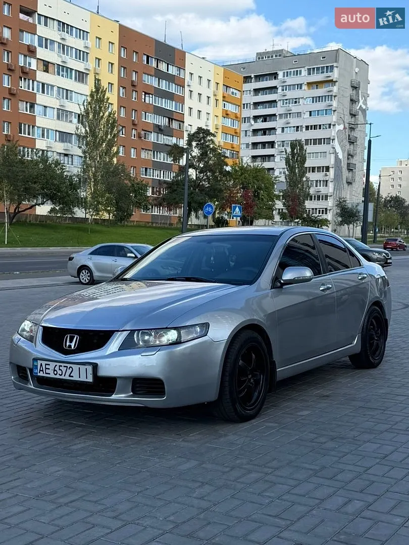 Honda Accord, 2004