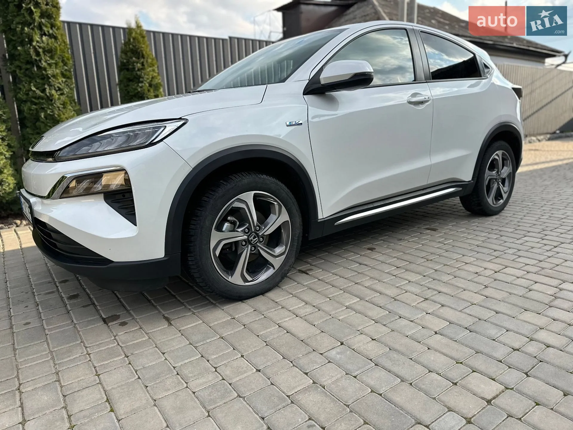 Honda M-NV, 2022