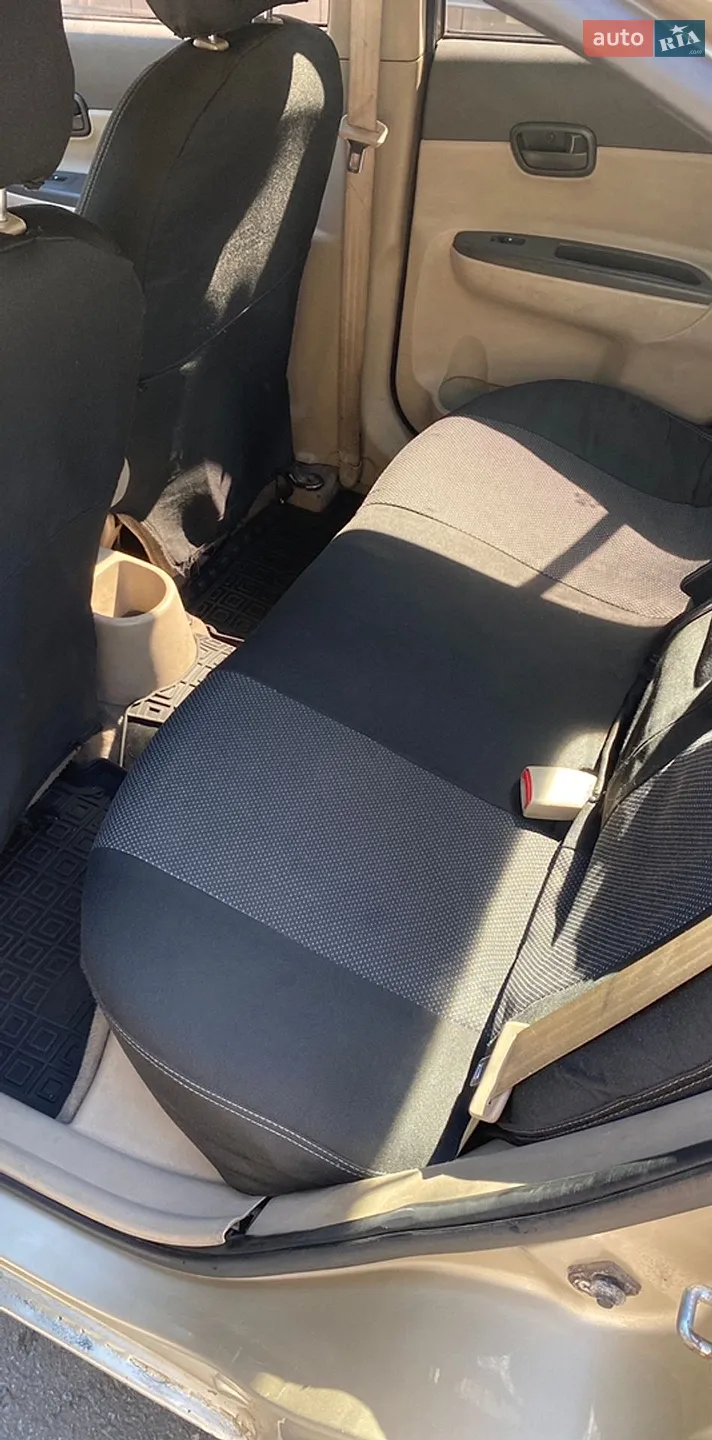 Hyundai Accent, 2008