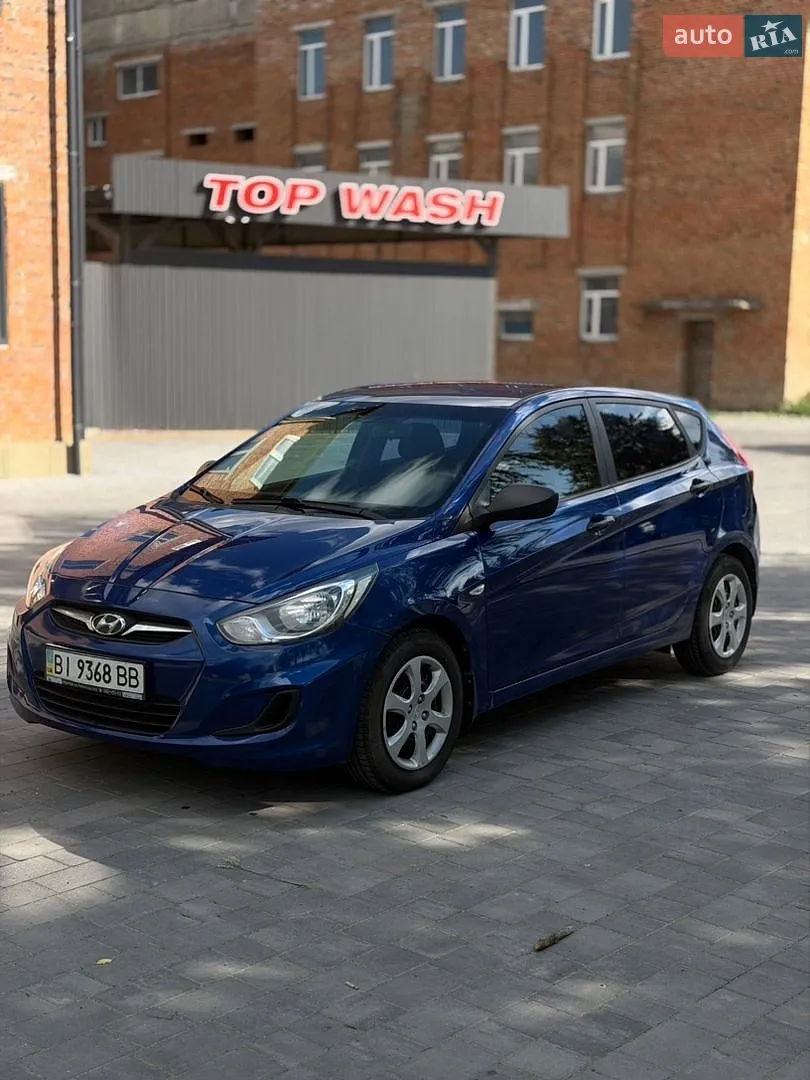 Hyundai Accent, 2013