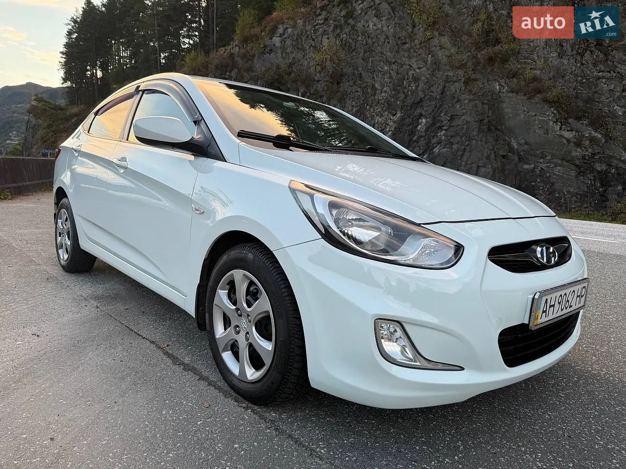 Hyundai Accent, 2012