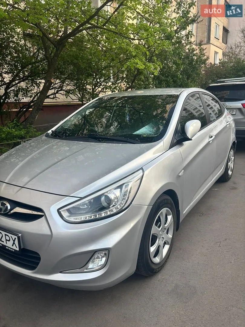 Hyundai Accent, 2013