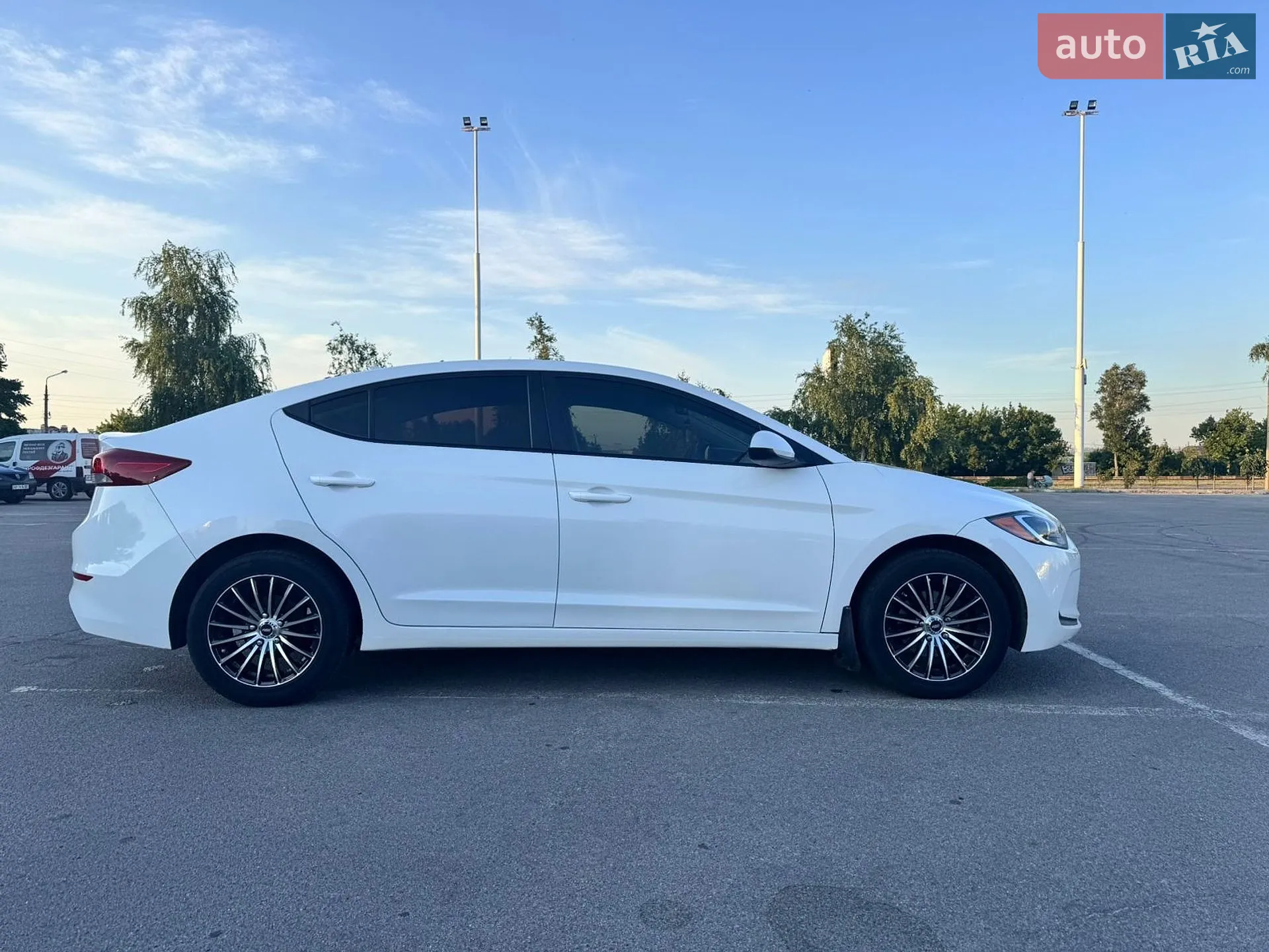 Hyundai Elantra, 2016