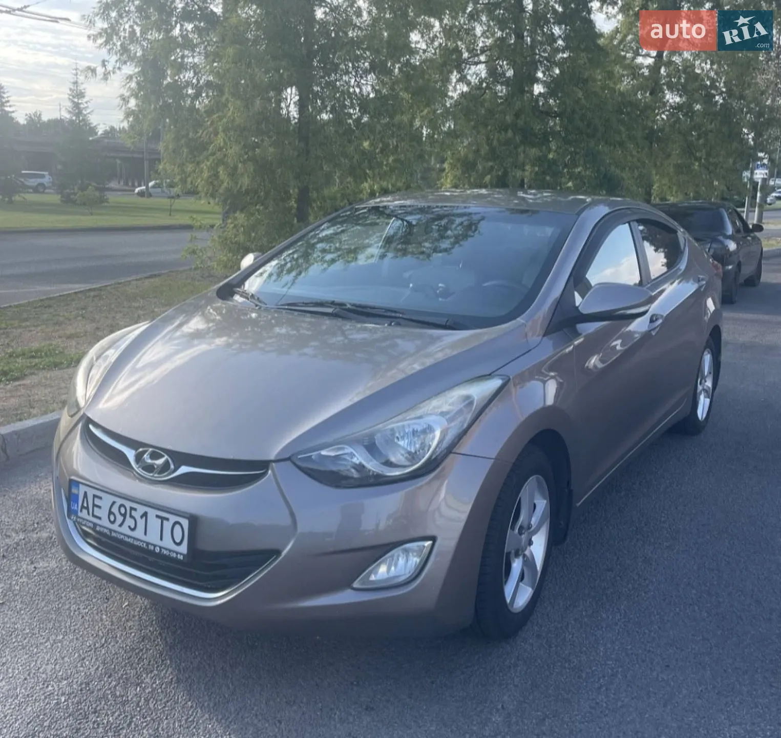 Hyundai Elantra, 2011