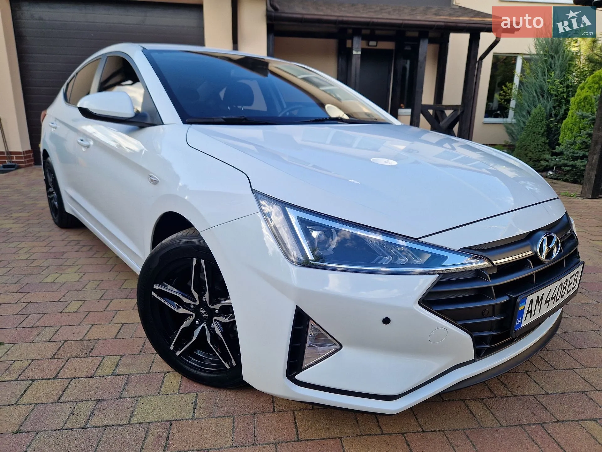 Hyundai Elantra, 2019