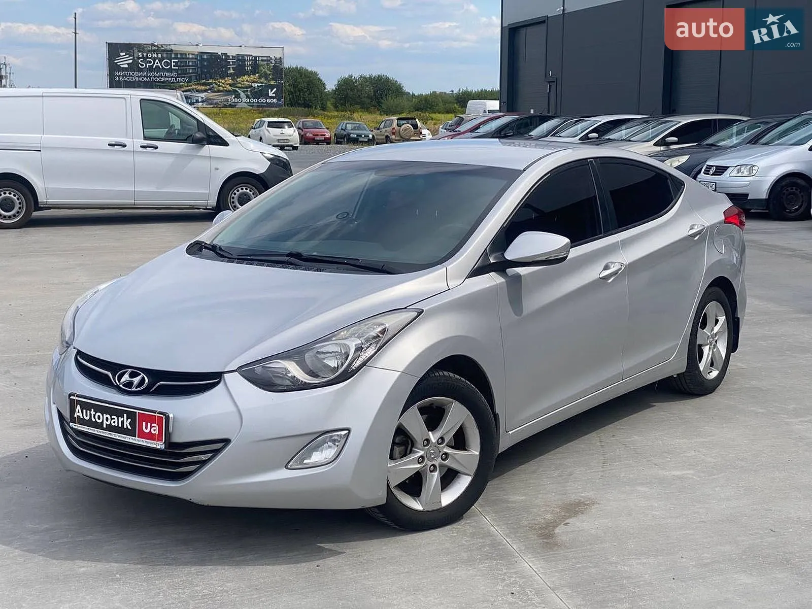Hyundai Elantra, 2013