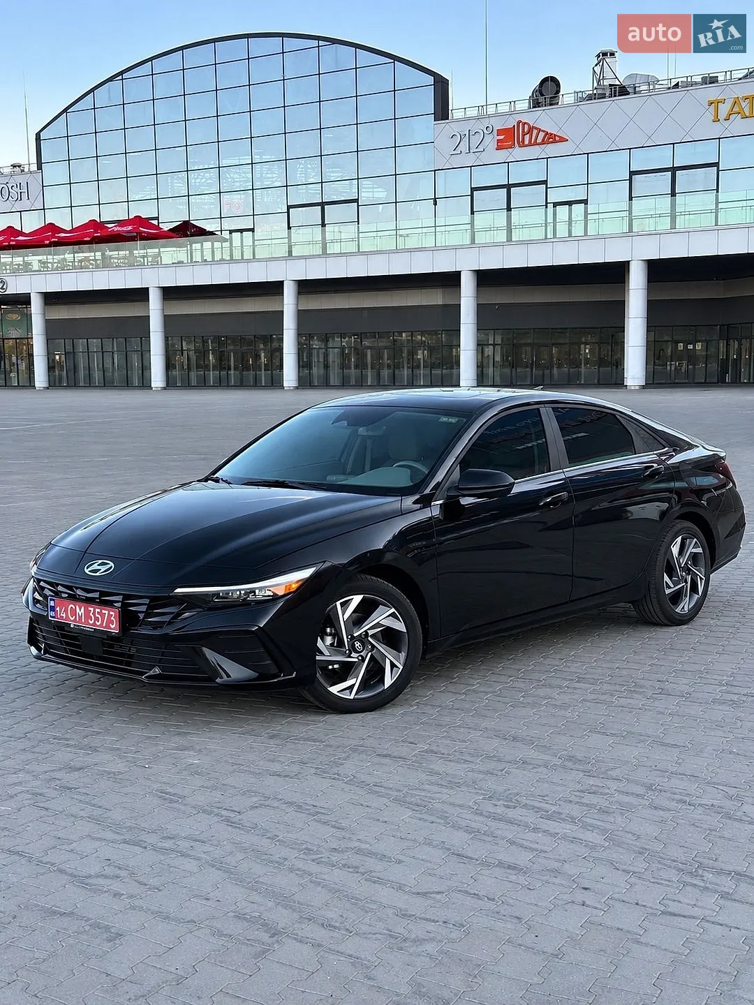 Hyundai Elantra, 2025