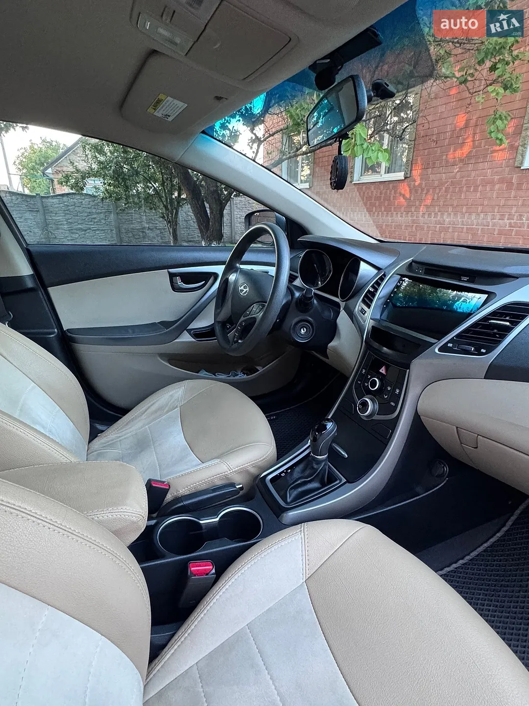 Hyundai Elantra, 2015