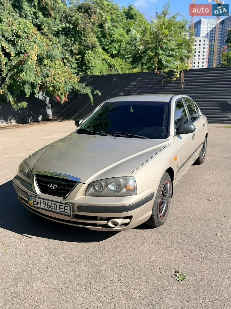 Hyundai Elantra, 2005