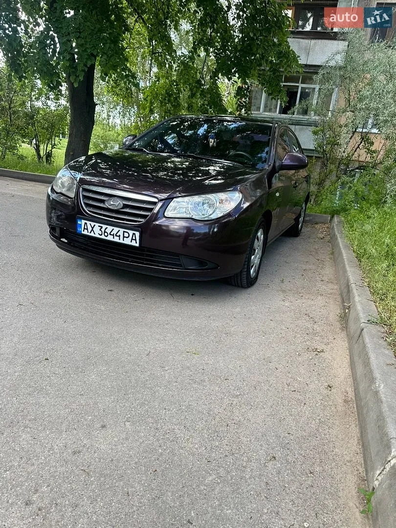 Hyundai Elantra, 2008