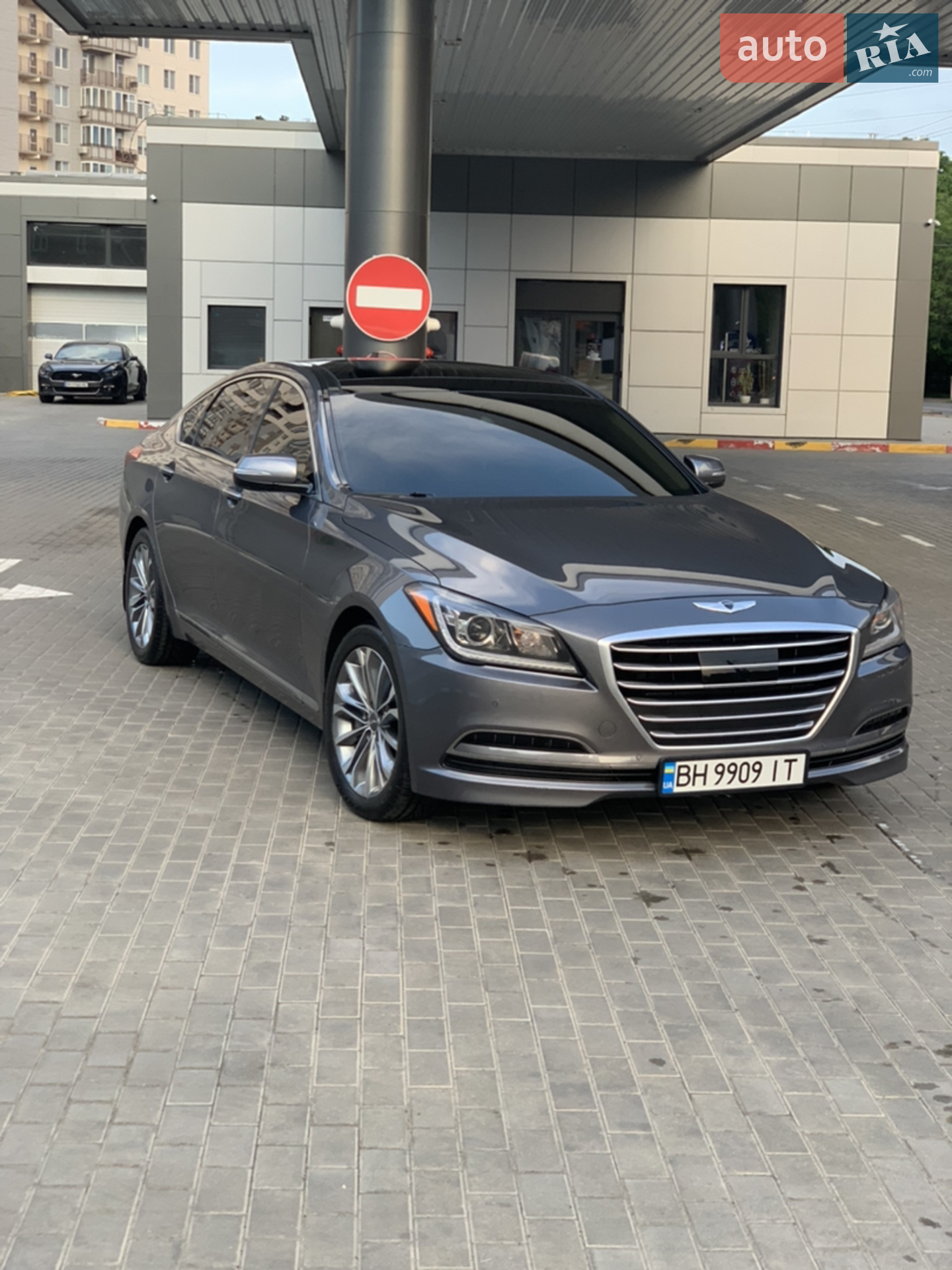 Hyundai Genesis, 2015
