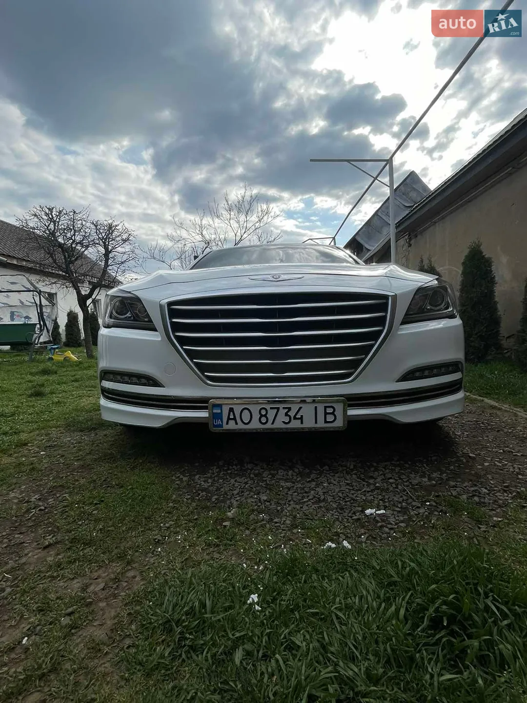 Hyundai Genesis, 2015