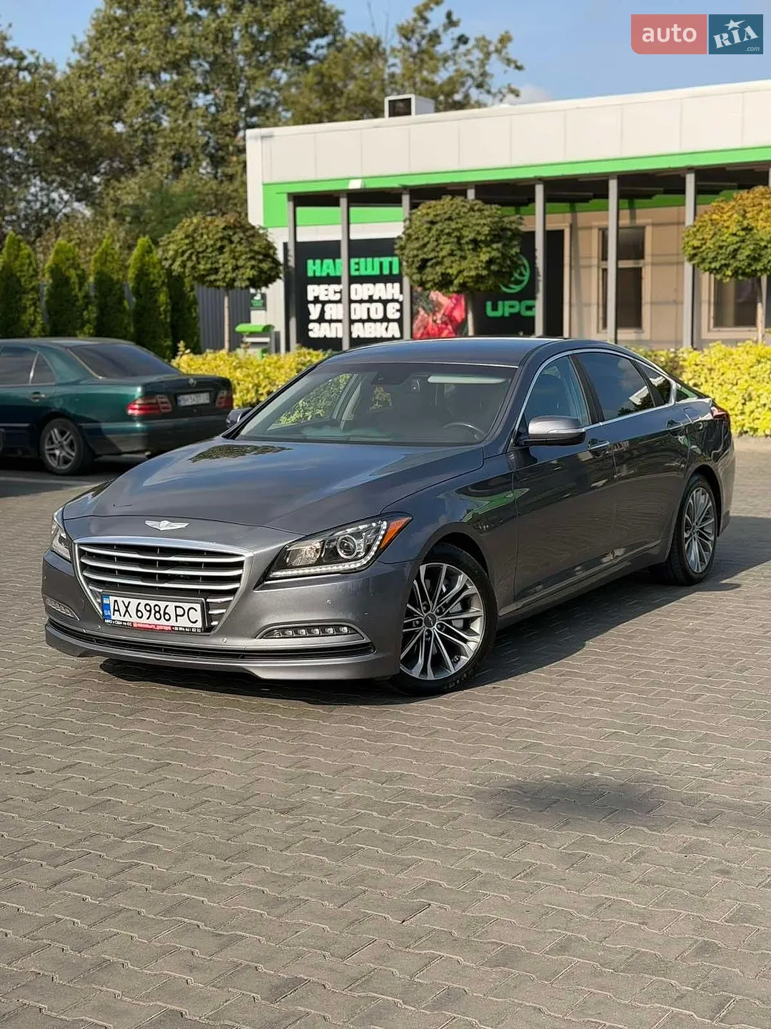 Hyundai Genesis, 2015