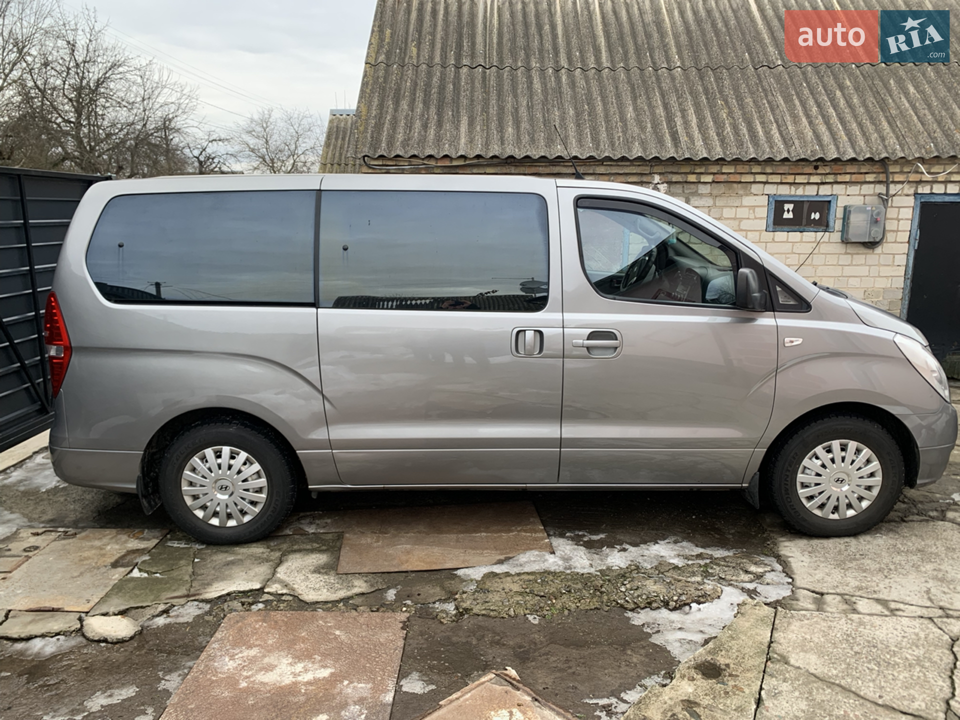 Hyundai H-1, 2010