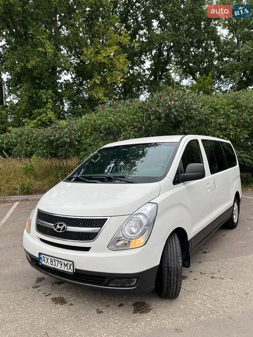 Hyundai H-1, 2012