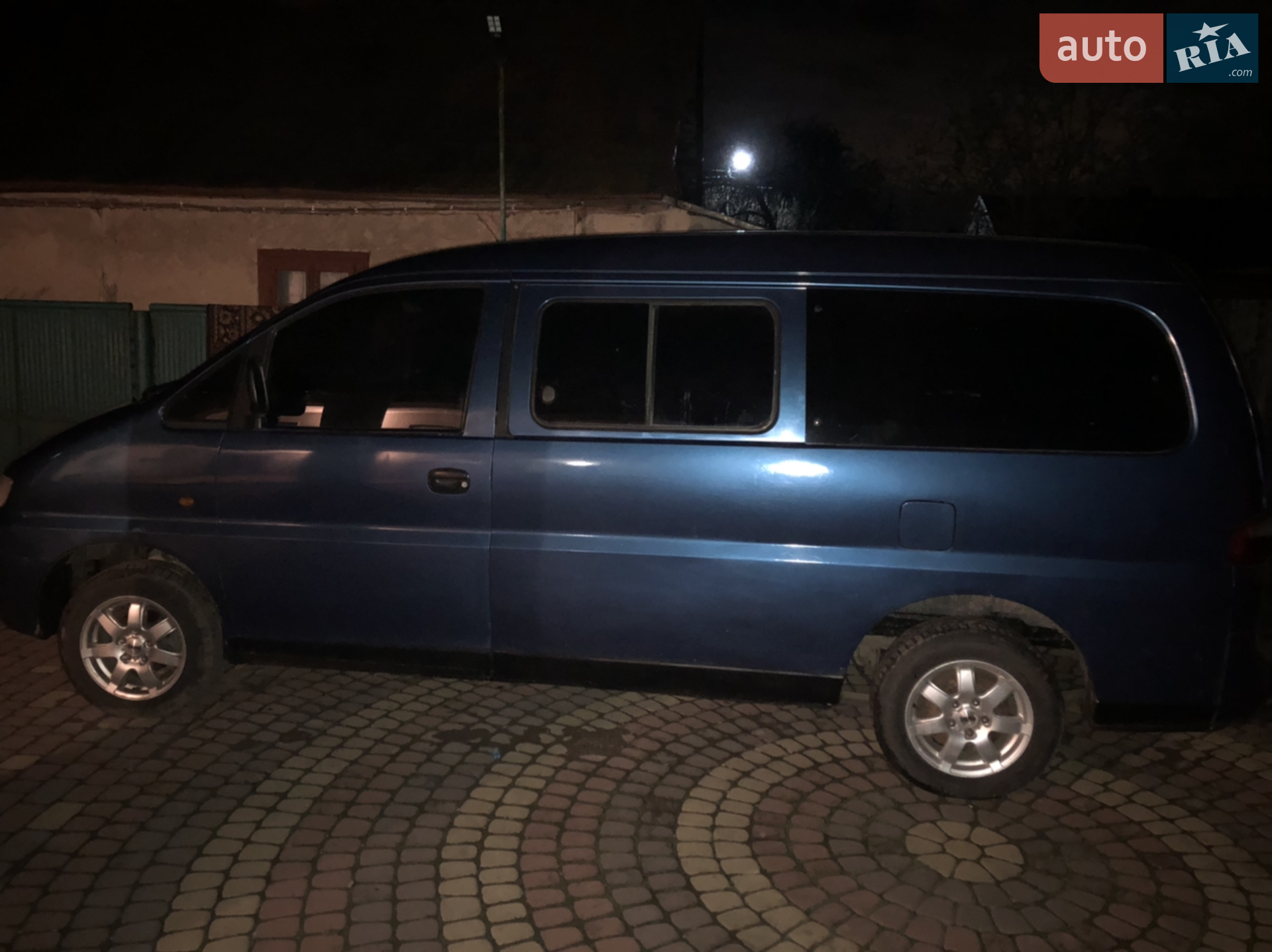 Hyundai H 200, 1998