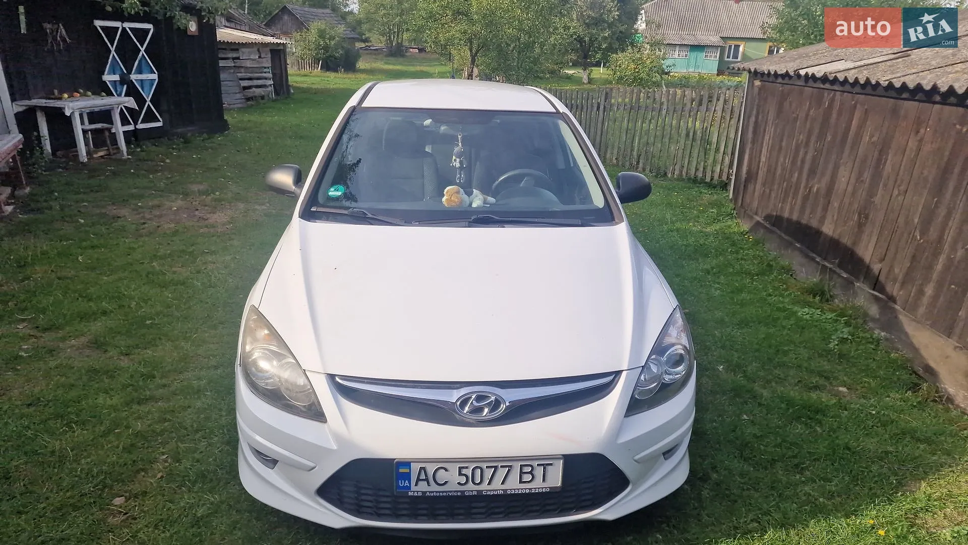 Hyundai i30, 2011