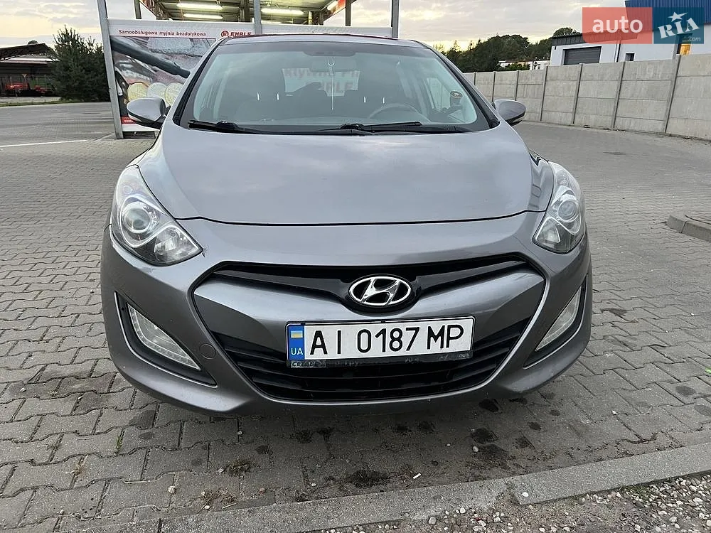 Hyundai i30, 2012