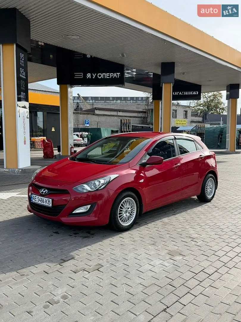 Hyundai i30, 2012
