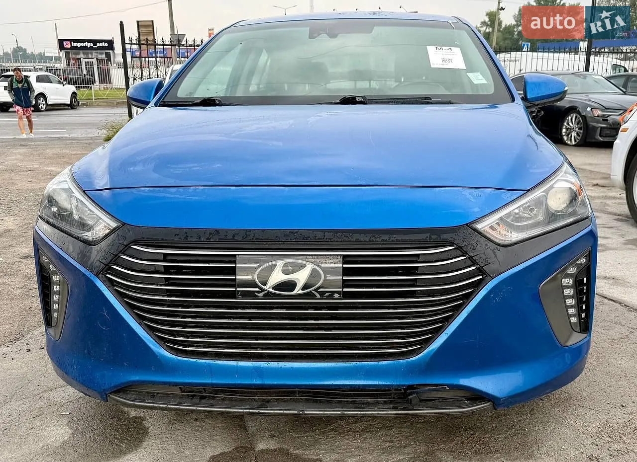 Hyundai Ioniq 2017 — 1