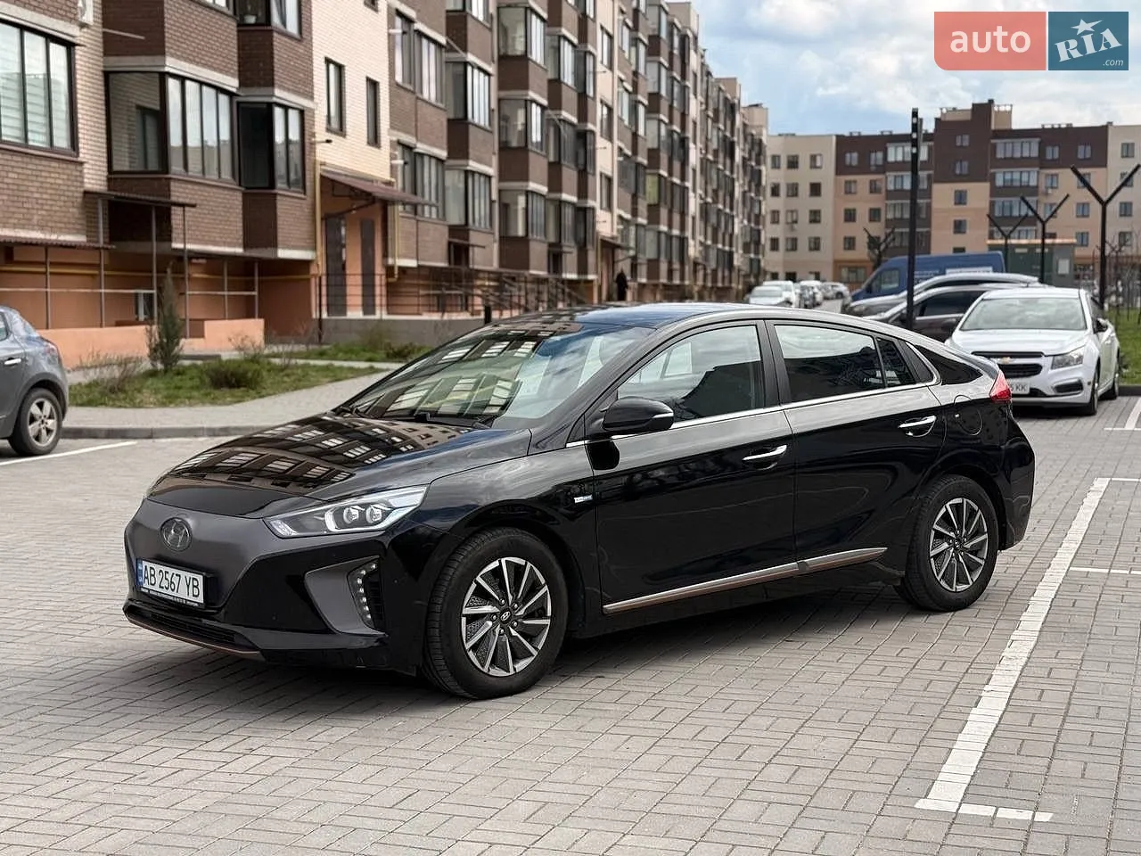 Hyundai Ioniq, 2016