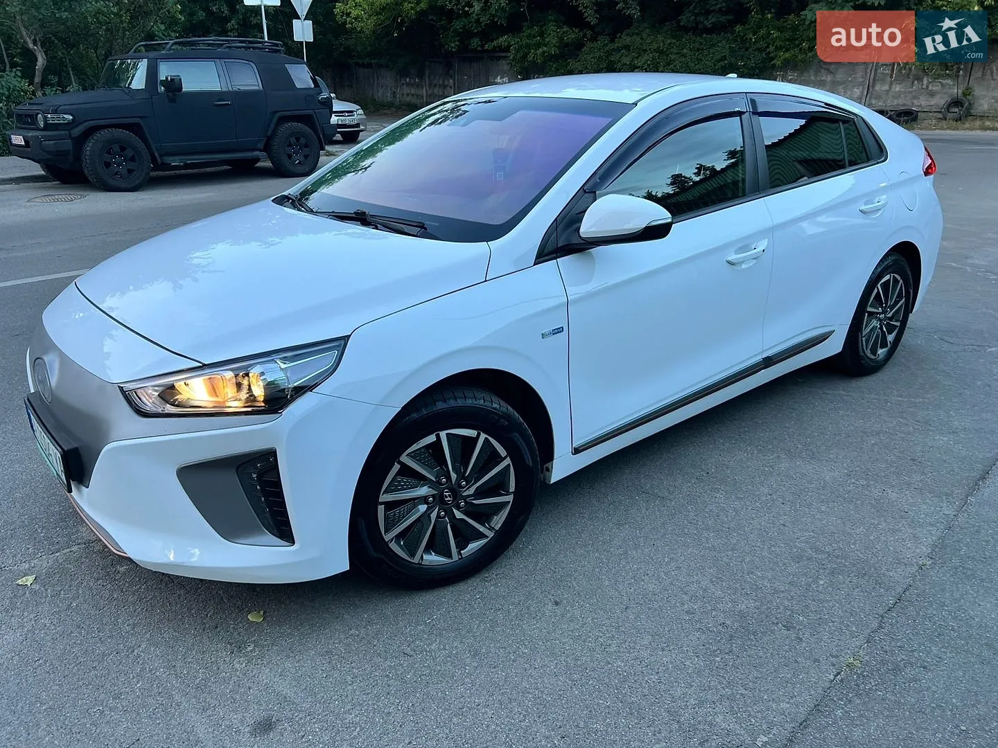 Hyundai Ioniq, 2016