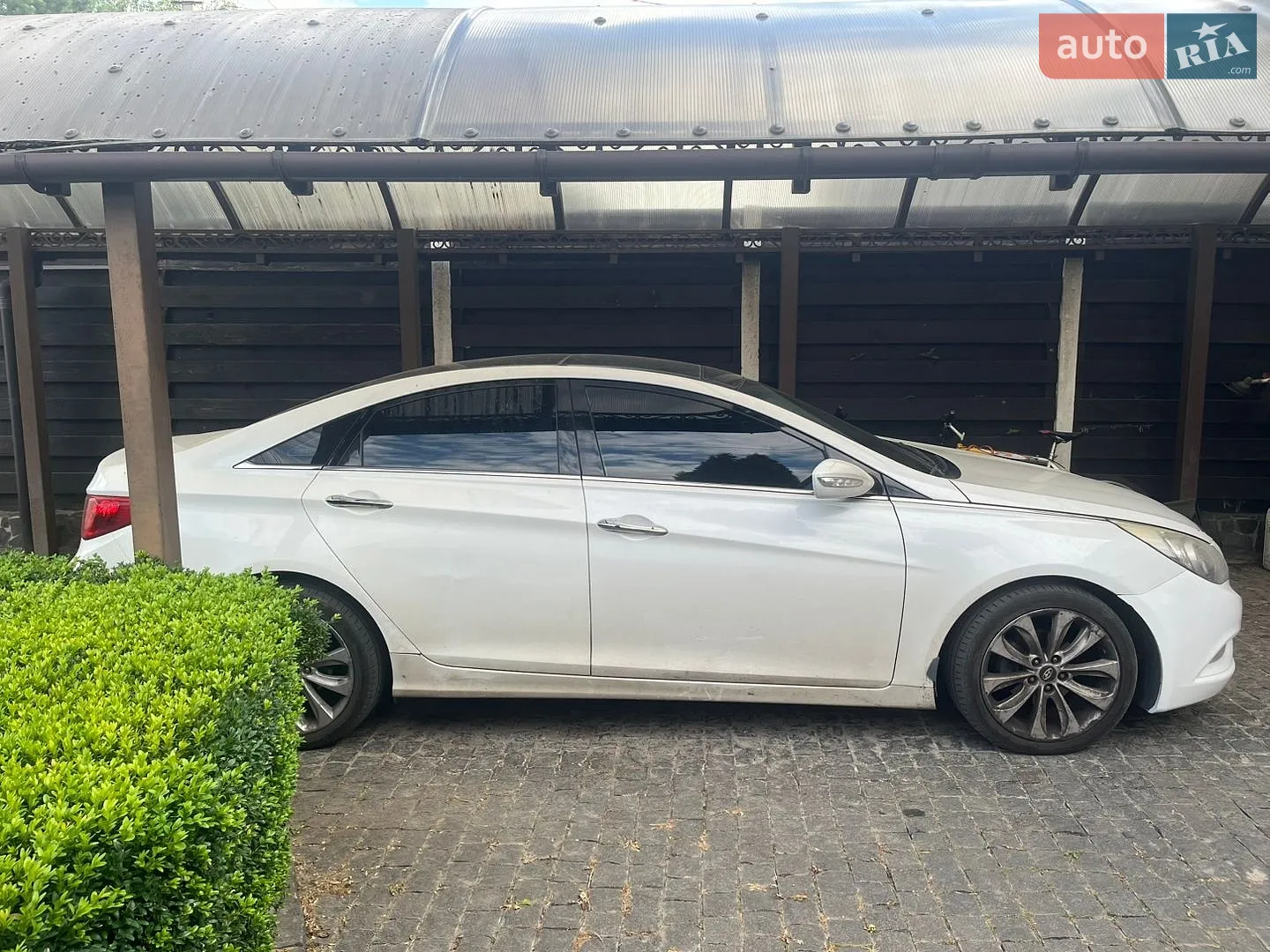 Hyundai Sonata, 2011