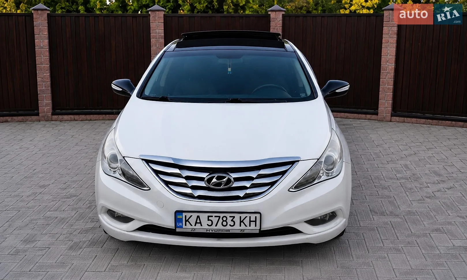 Hyundai Sonata, 2011